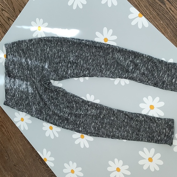 Fashion Nova brand new with tags charcoal and white 2 piece sweater set - Picture 5 of 5